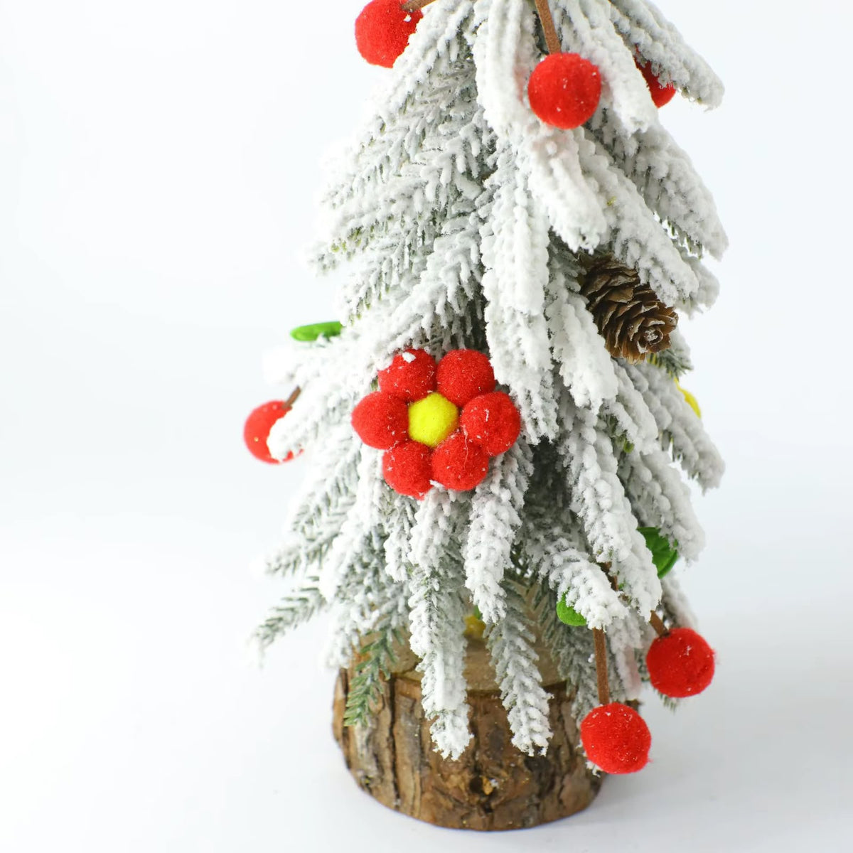 25cm Snow-Covered Christmas Tree Decoration with Decor
