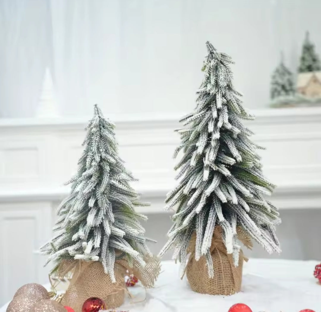 60cm Snow-Covered Christmas Tree Decoration