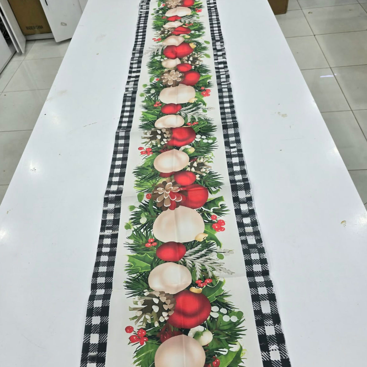 Light Polyester Table Runner |35×180cm