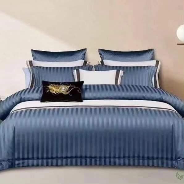 8*7 Luxury Cotton Striped Bedsheets gha