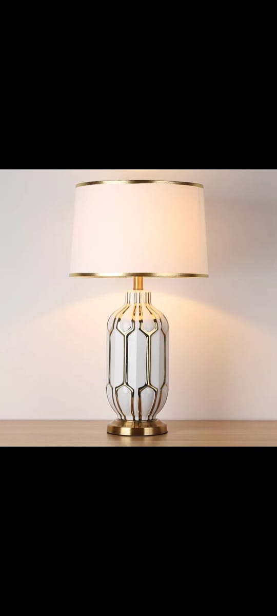 Black and Gold Ceramic Table Lamp