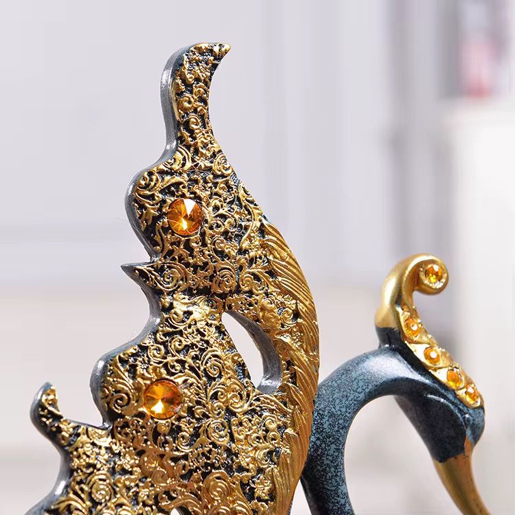 Couple Swan Ornament Crafts