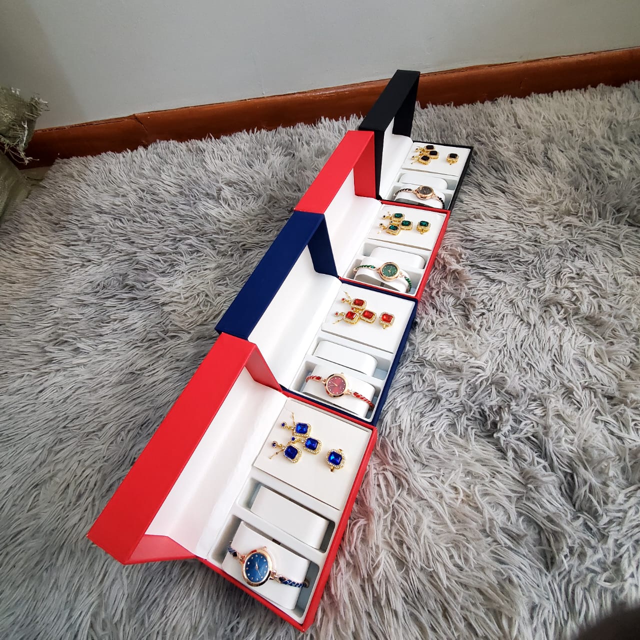 4-Piece Elegant Ladies Watch and Jewelry Gift Set