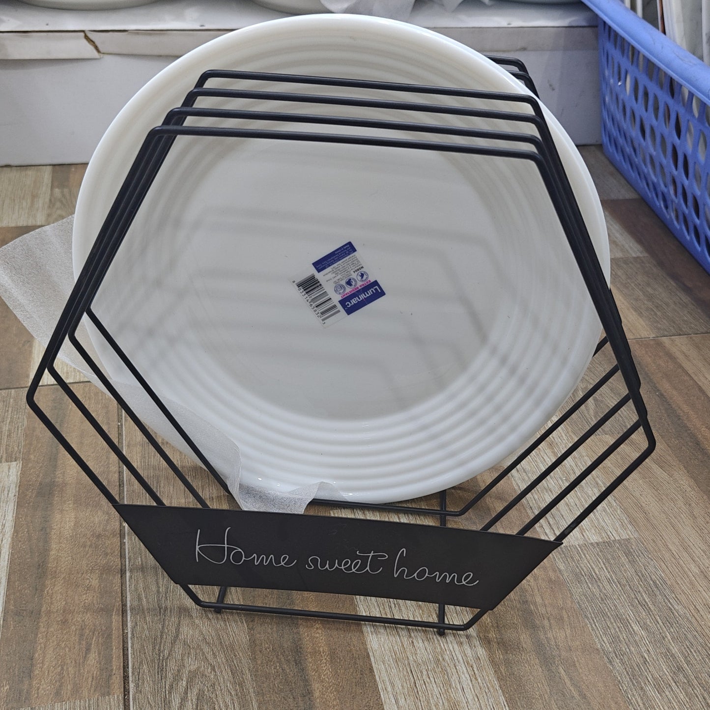 Metallic plate rack