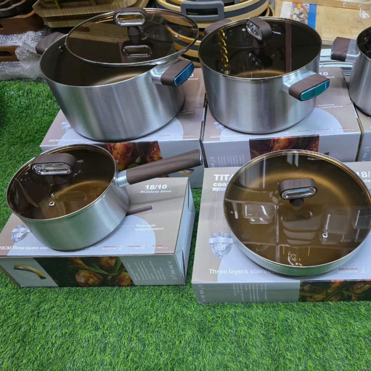 10Pcs Stainless Steel Cookware Set With Wood Look Handles