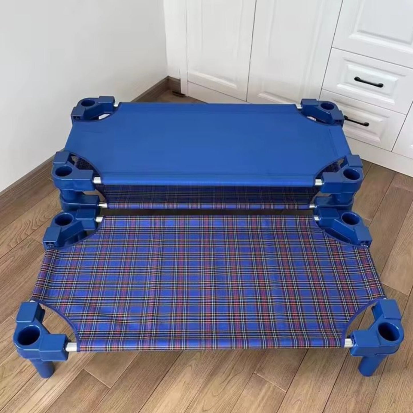 Kids stackable bed