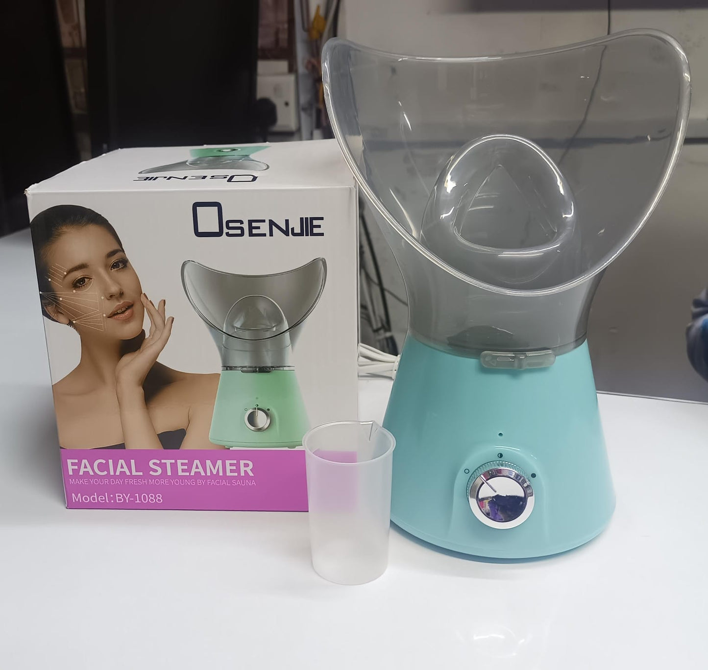 Facial steamer