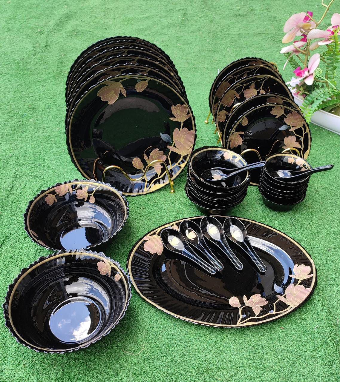 33Pc ceramic dinner set