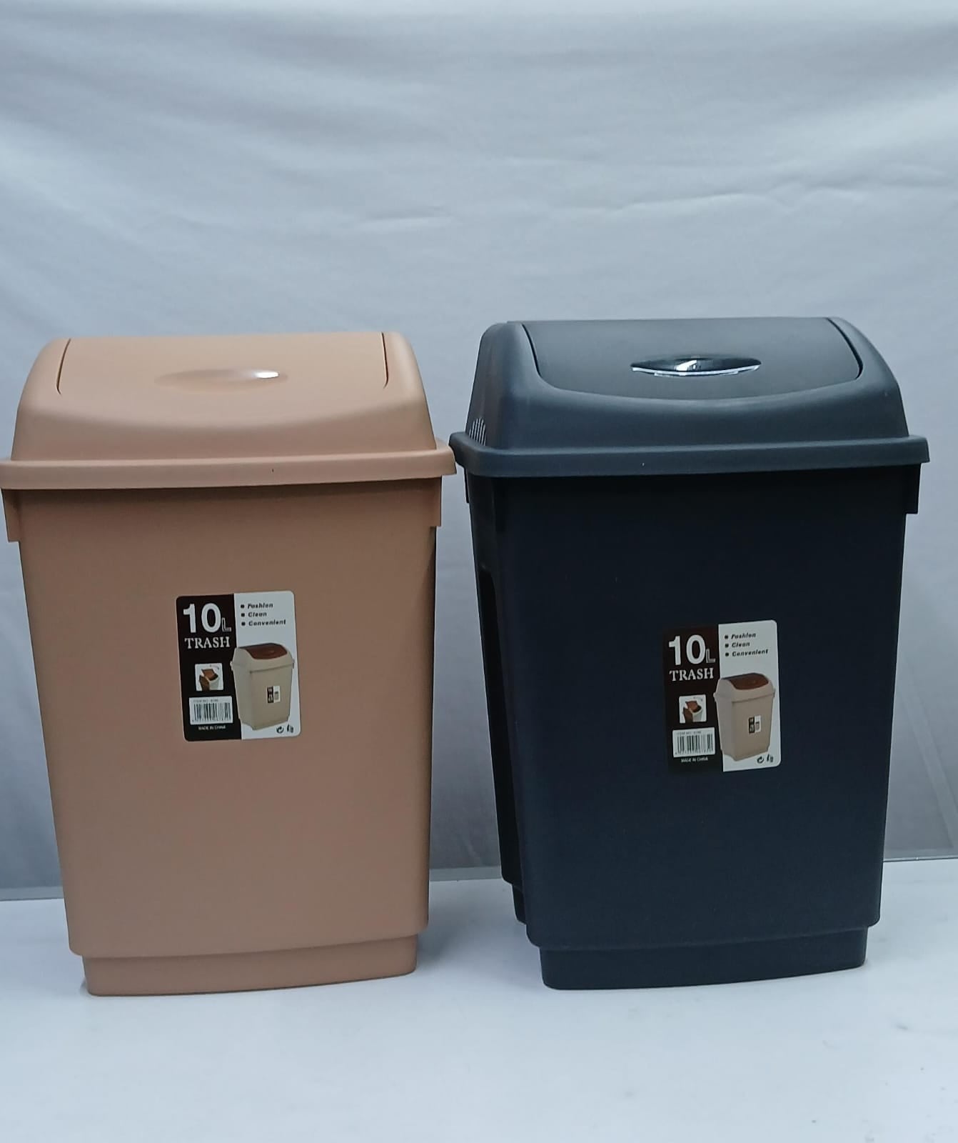 10L Plastic Trash Bin with Swing Lid