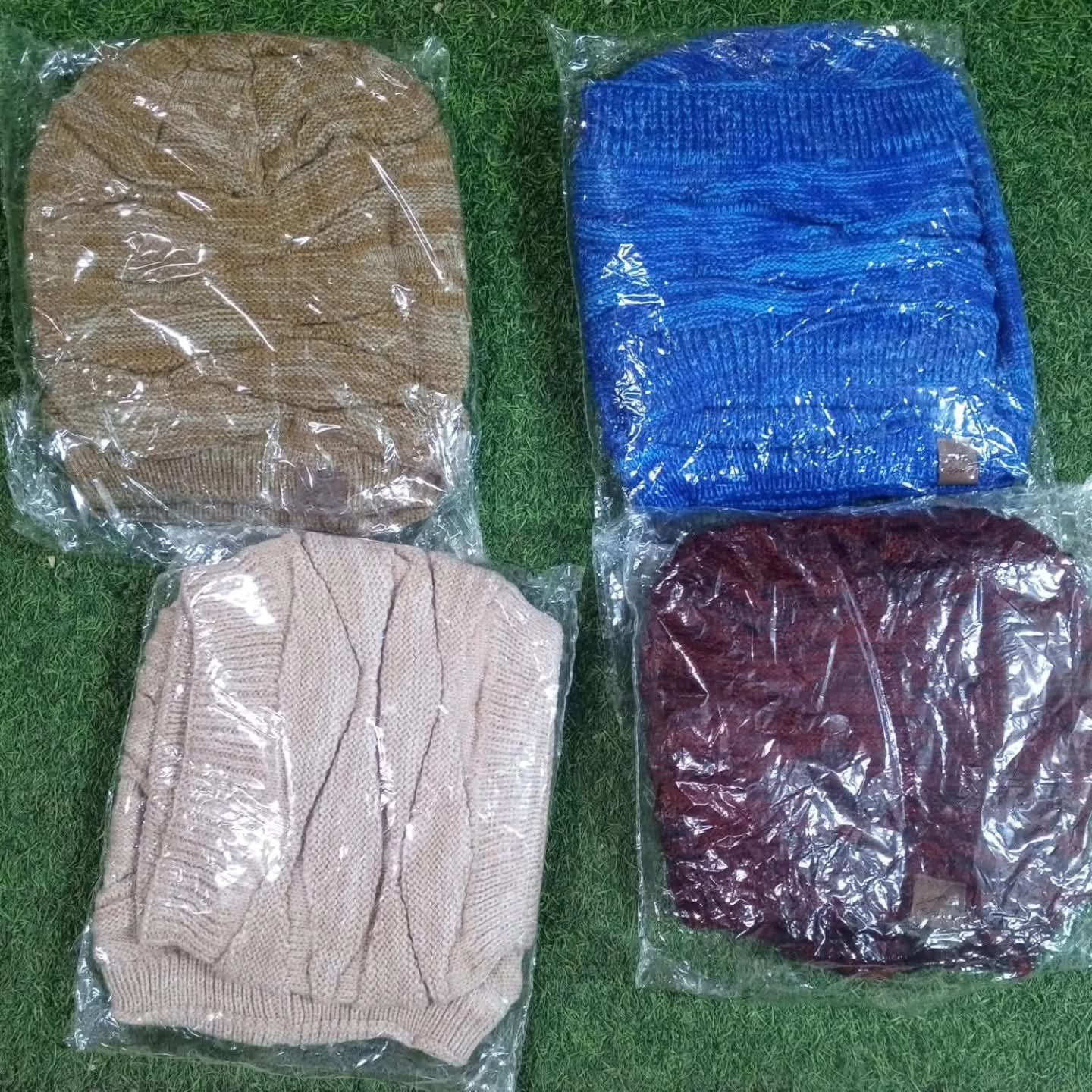 Adults Beanie Hat Scarf Set
