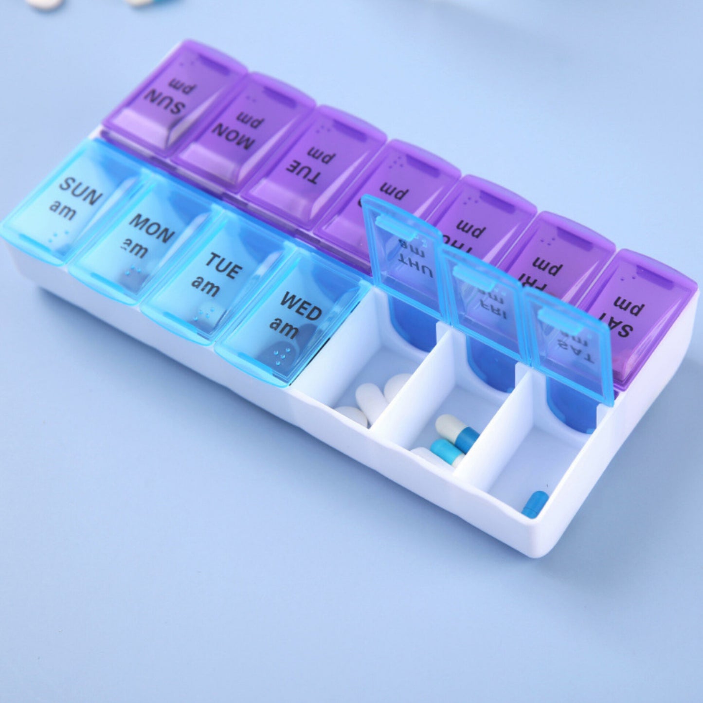 Pill box organizer