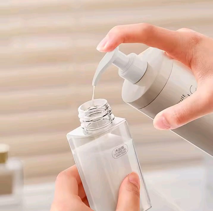 4 in 1 Travel Split Bottle Set