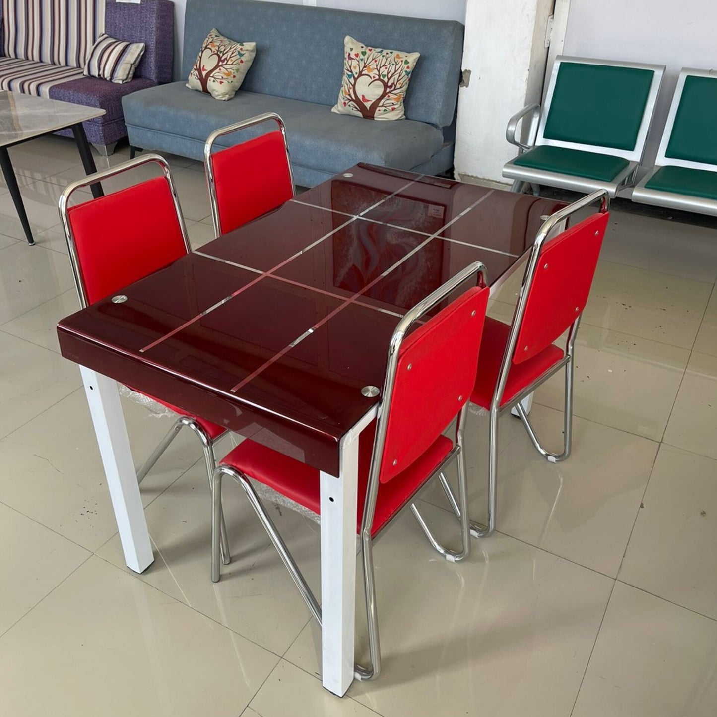 5 Piece Dining Table and Chair Set