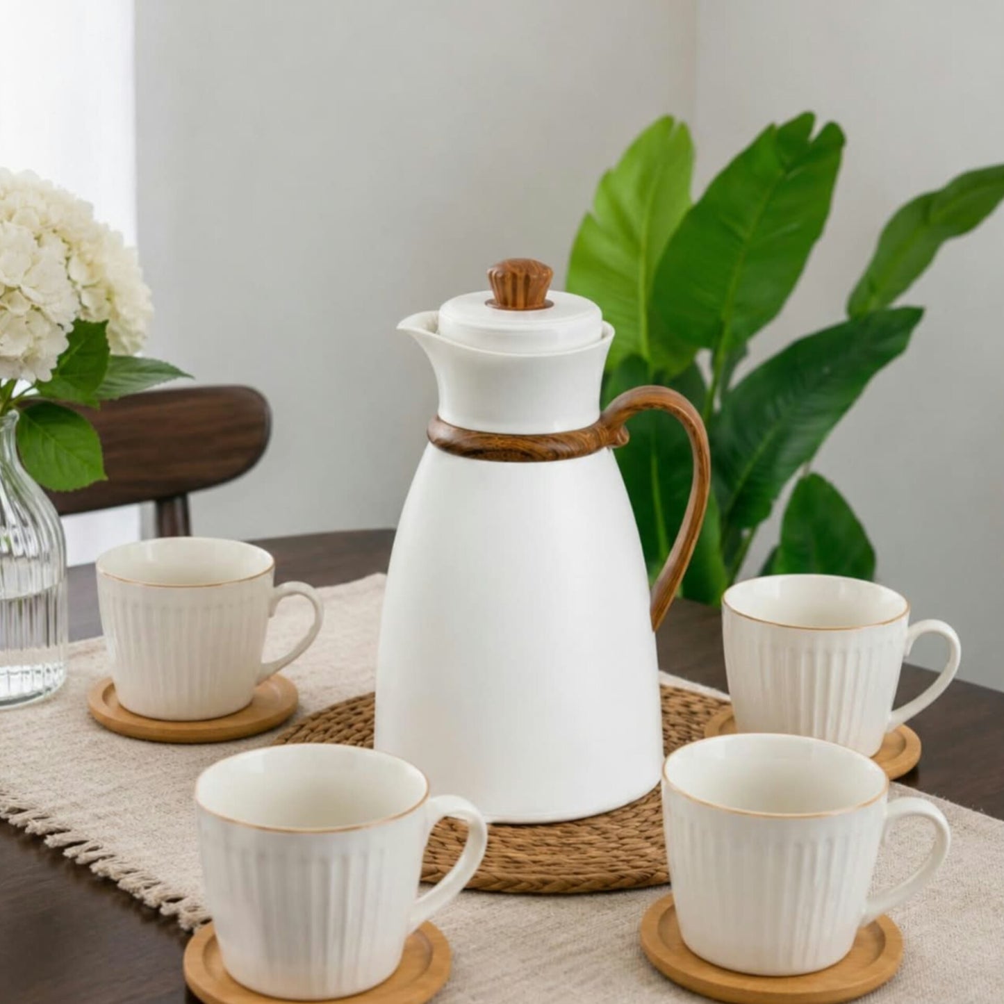 1L Thermal Flask with Brown Bamboo Ring And Handle
