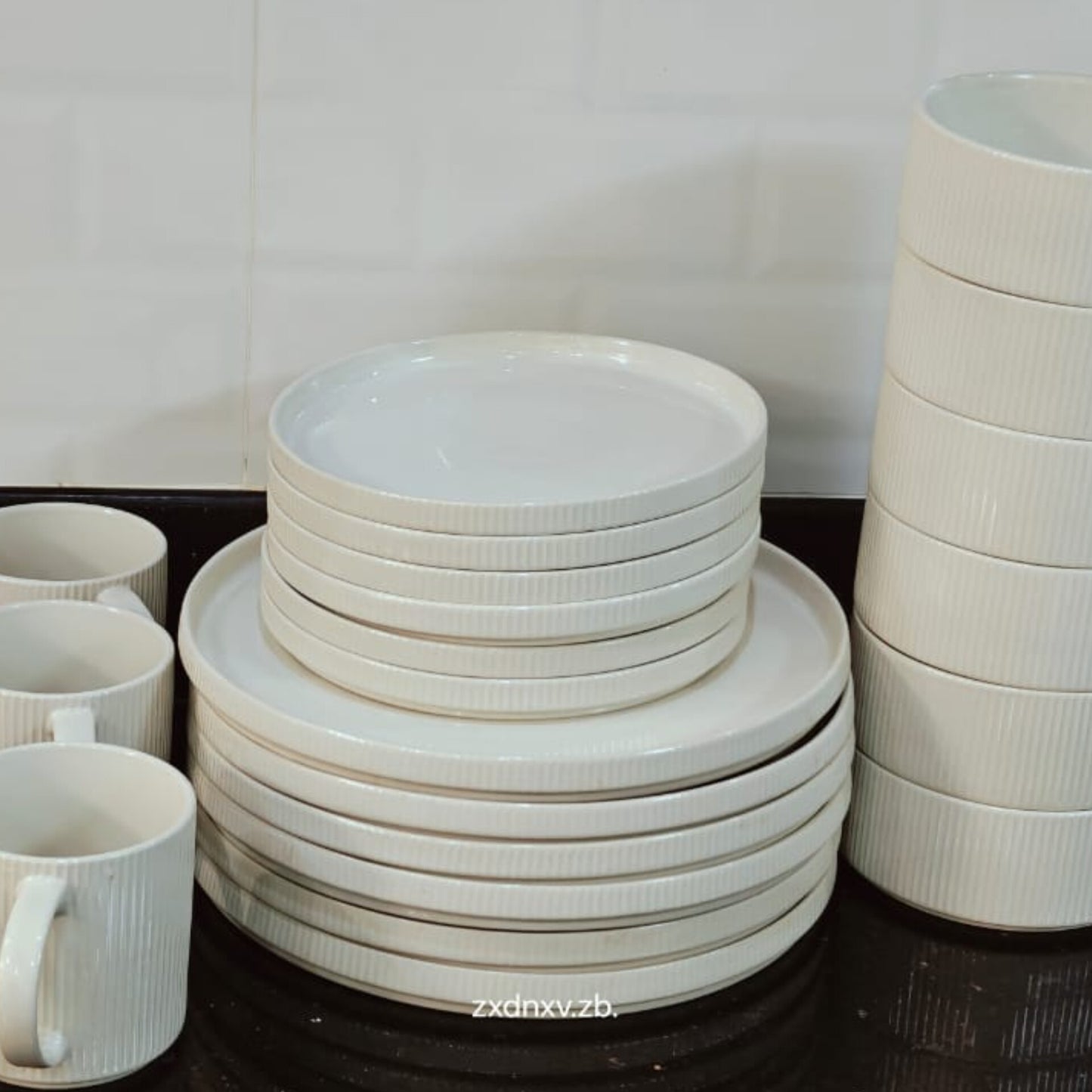 24Pcs Ribbed Ceramic Dinnerware Set