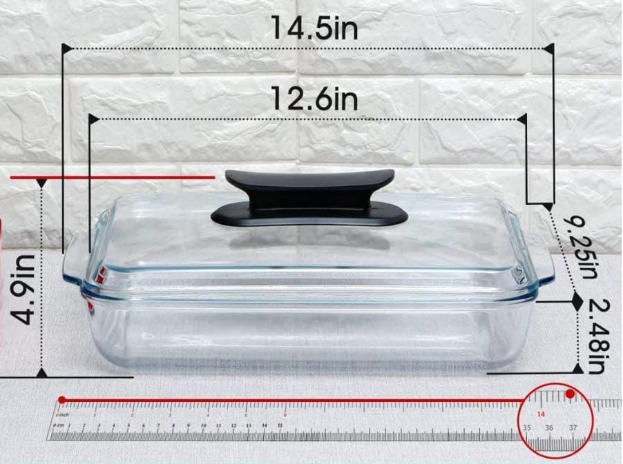 Rectangular glass casserole baking dish