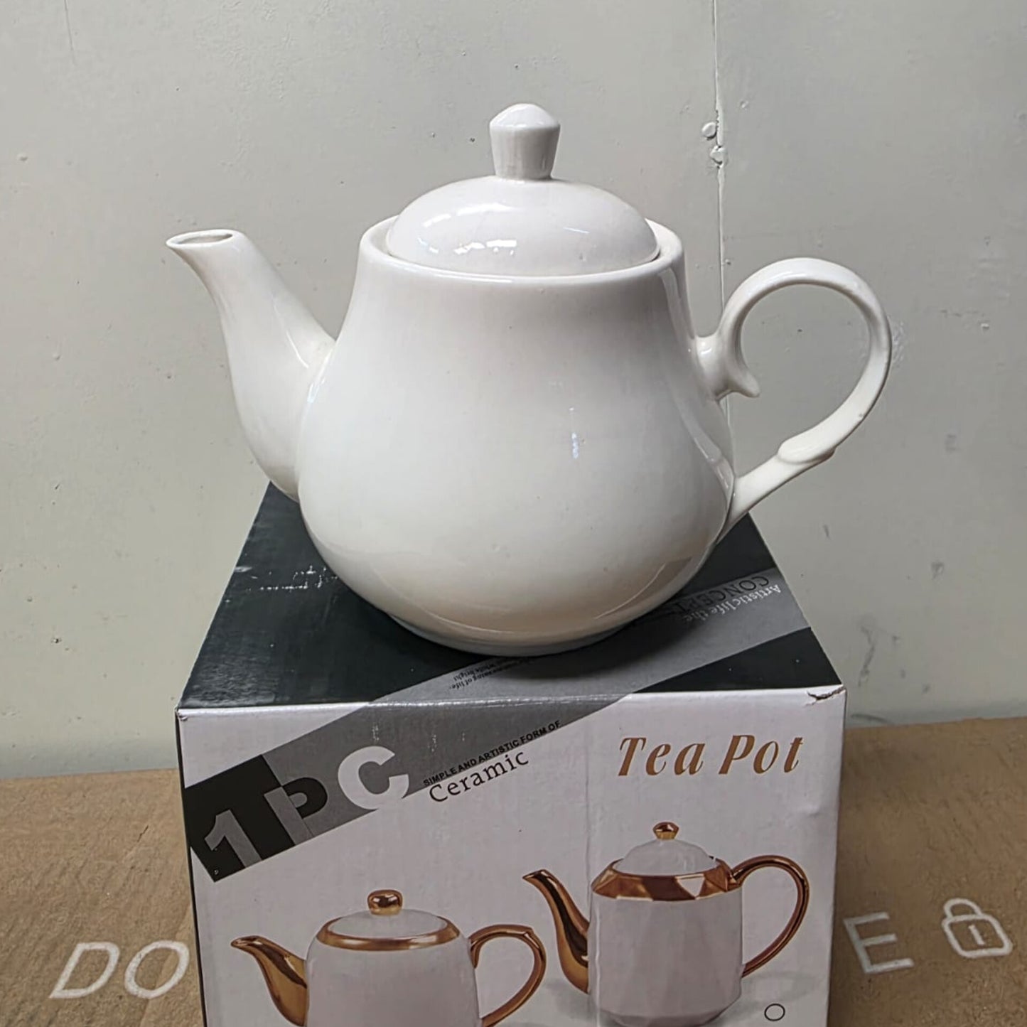 1L White Ceramic Tea Pot