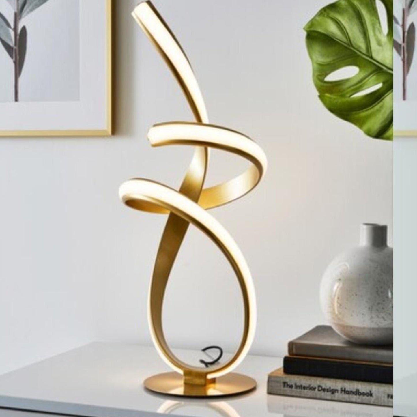 Gold Ribbon LED Table Lamp