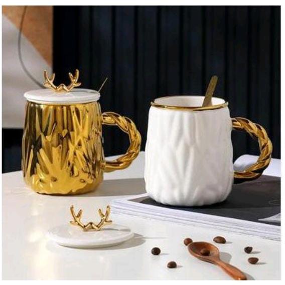 Ceramic cup with cover