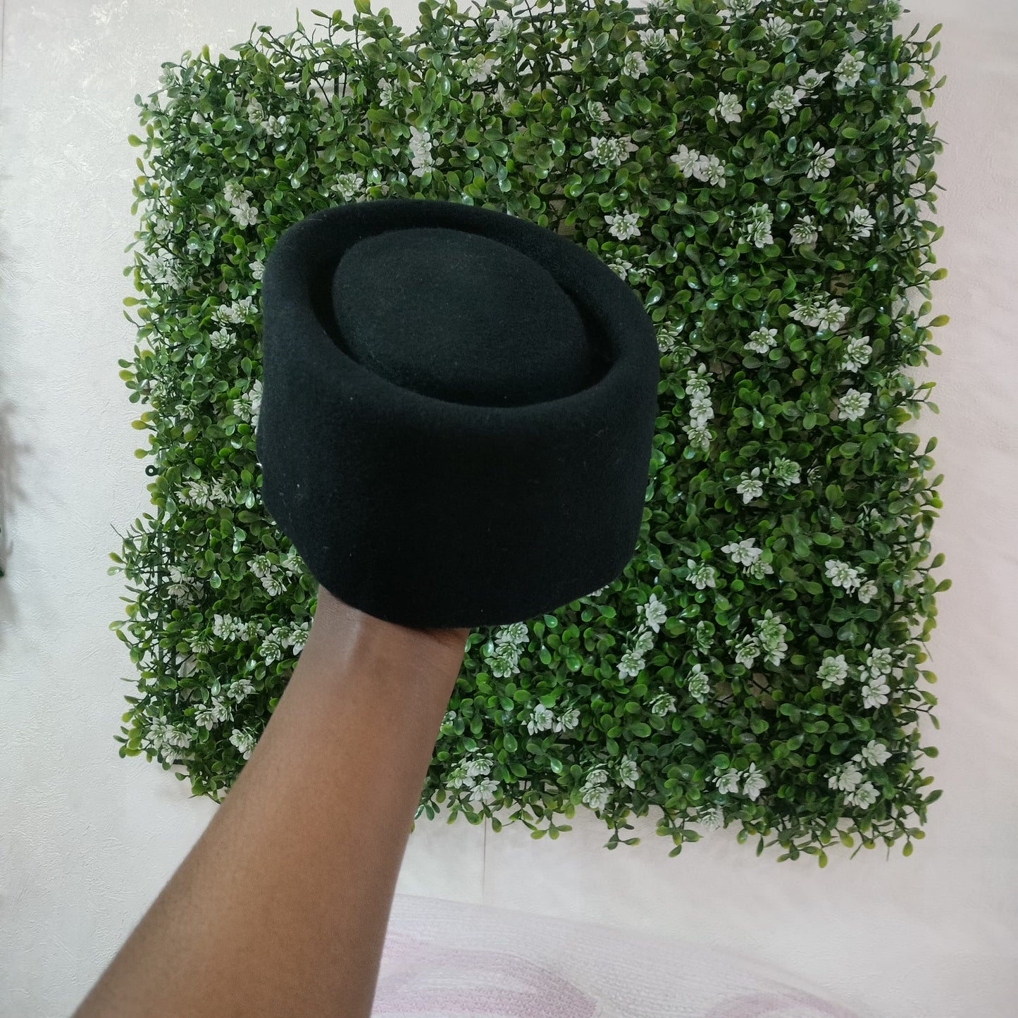 Traditional black oga hat Gha