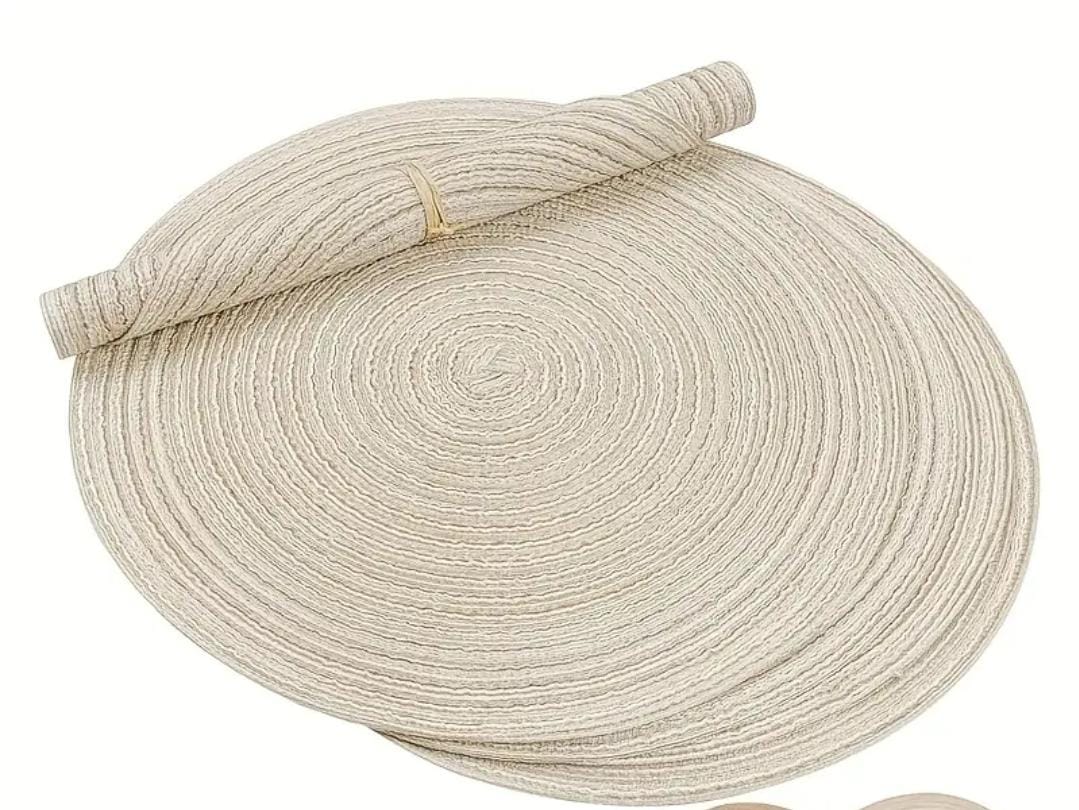 6 Piece Round Woven Placemats Set