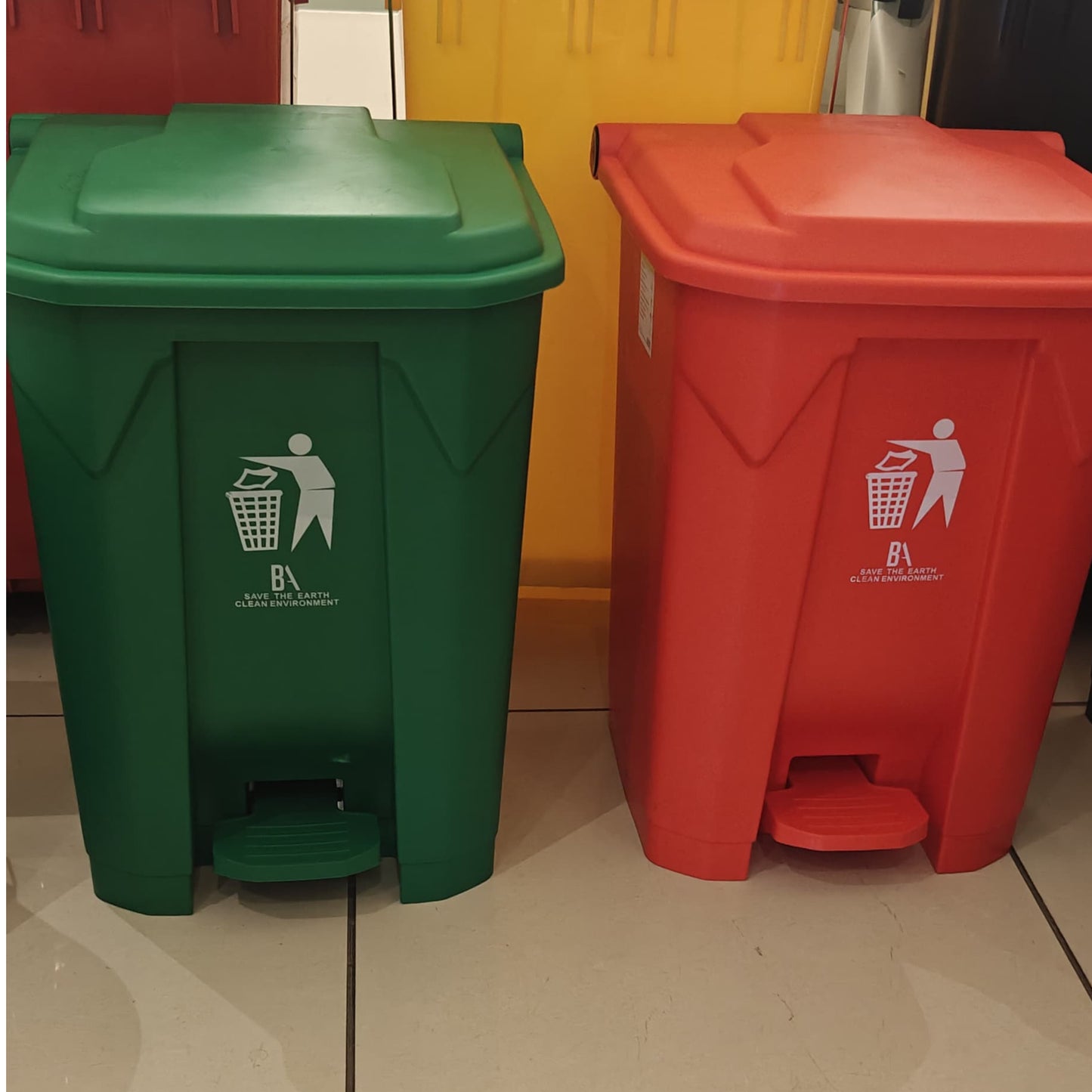 50-Liter Heavy-Duty Indoor/Outdoor Pedal Waste Bin