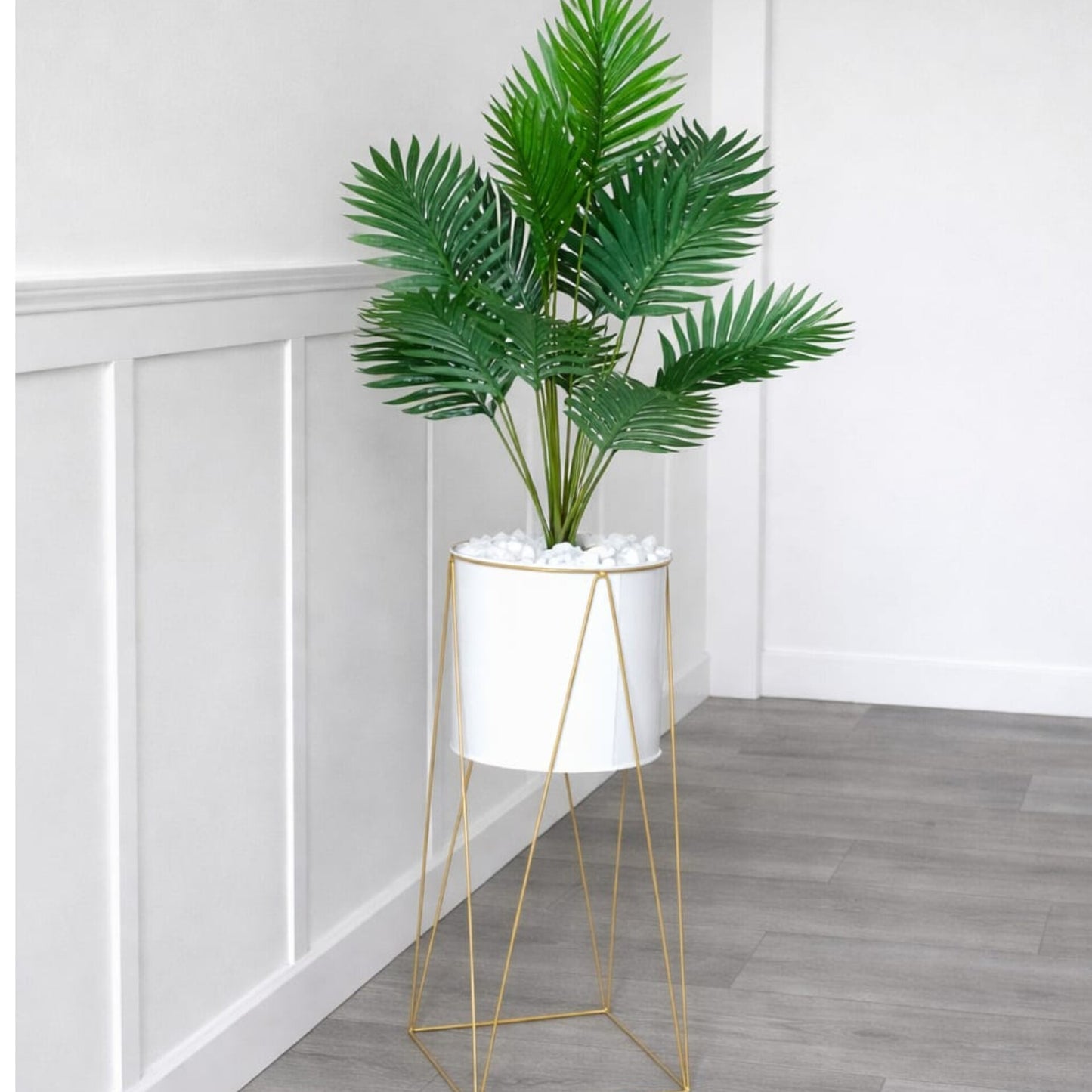 Artificial palm tree with stand