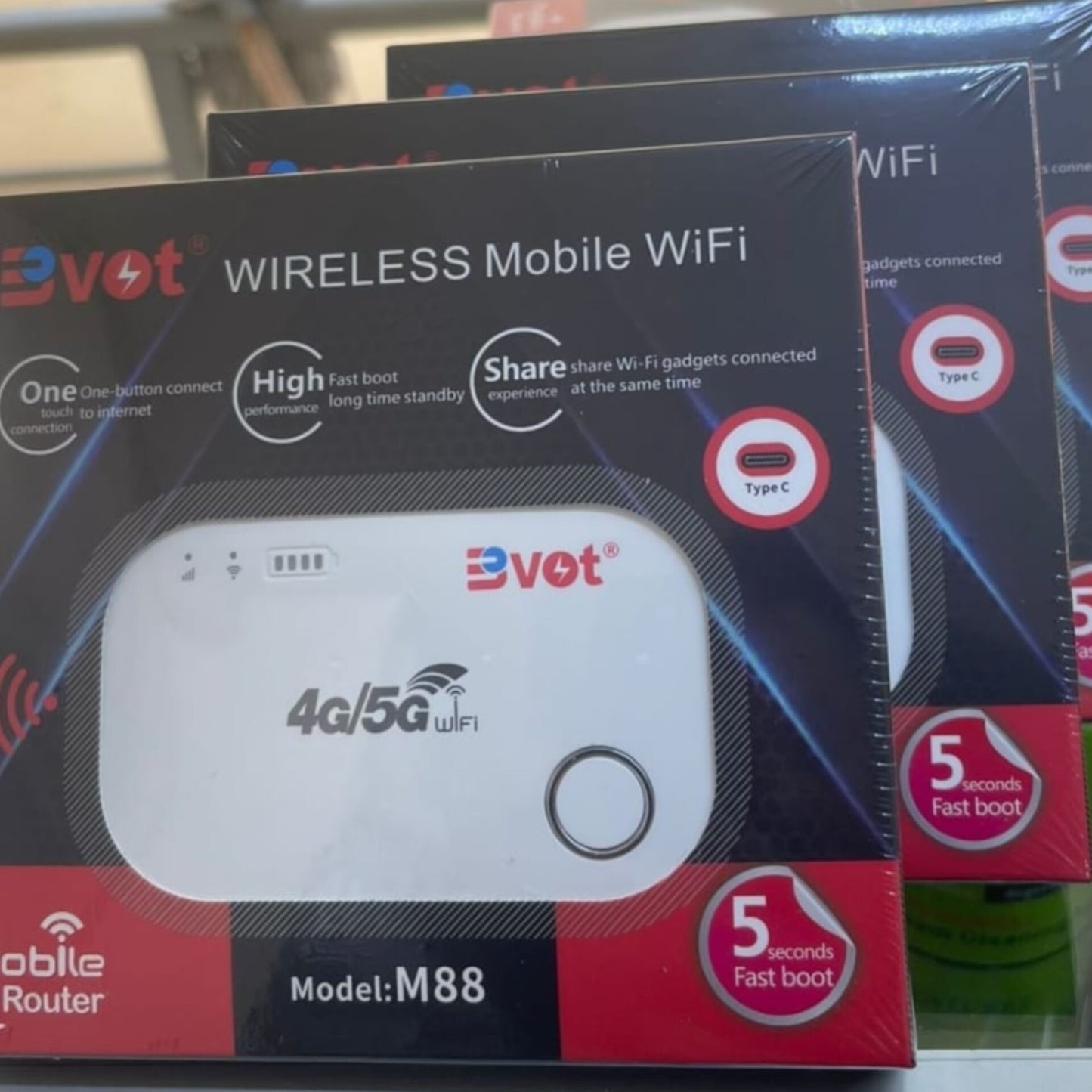 EVOT Model M88 4G/5G Wireless Mobile WiFi Router
