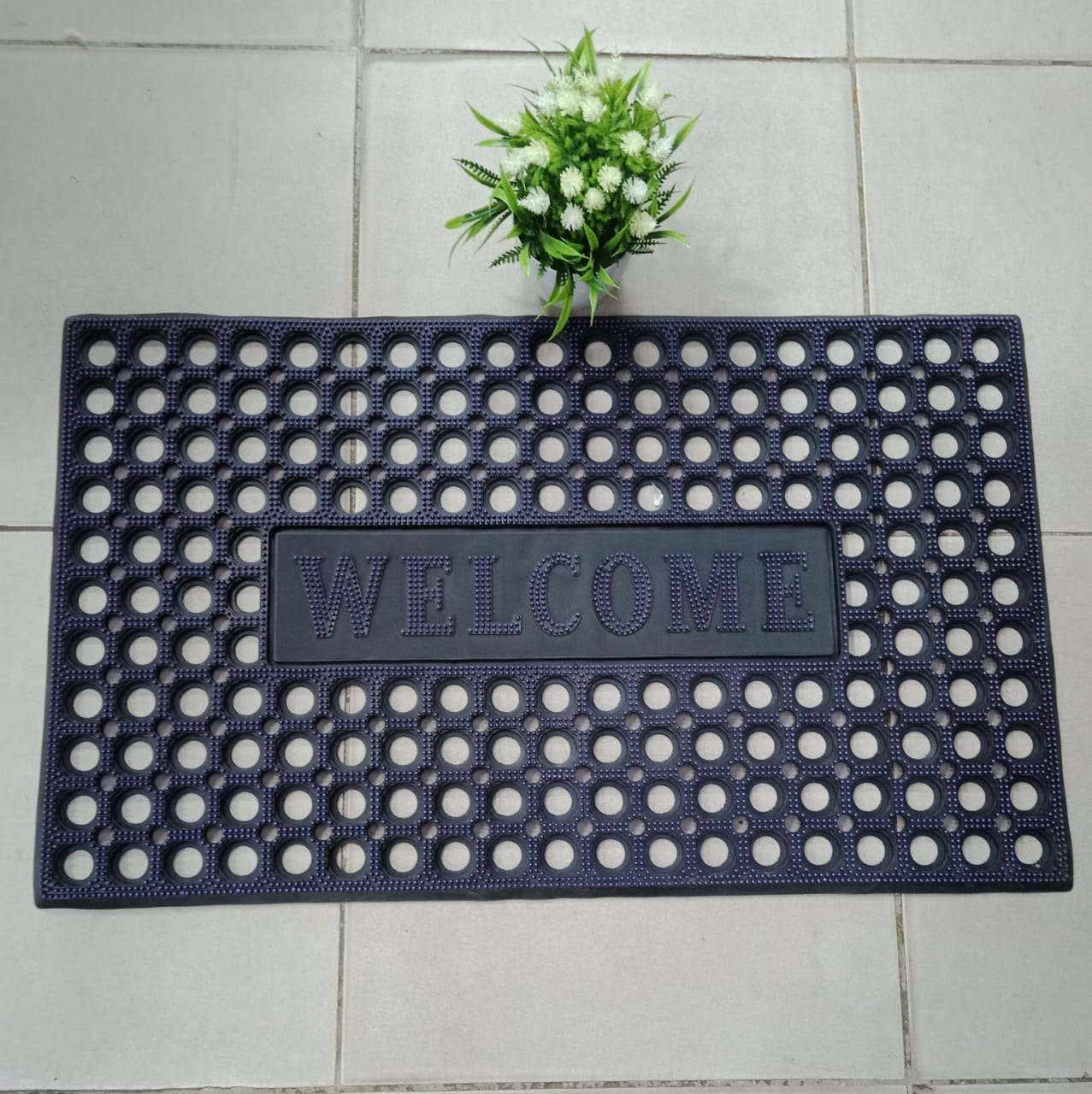 Rubber welcome door mat