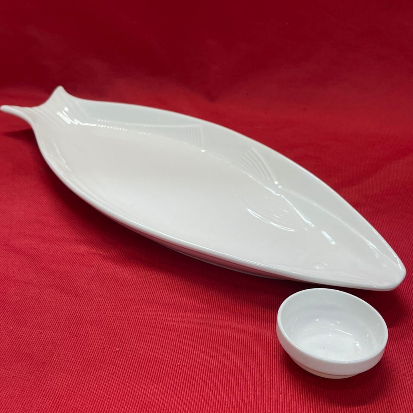 12 Piece Ceramic Fish Plate and Sauce Bowl Set