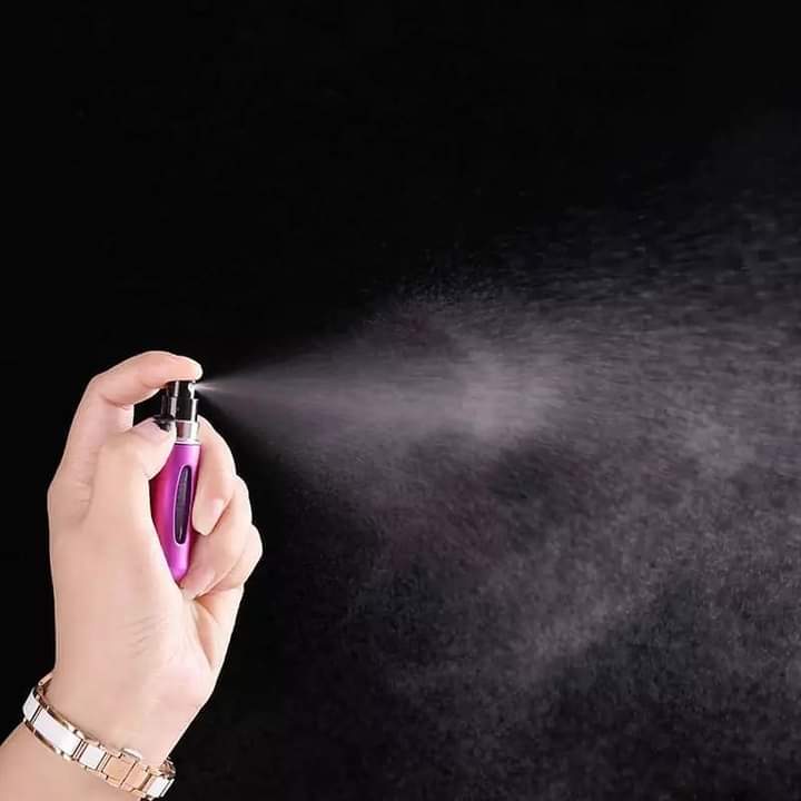 Refillable perfume spray bottle