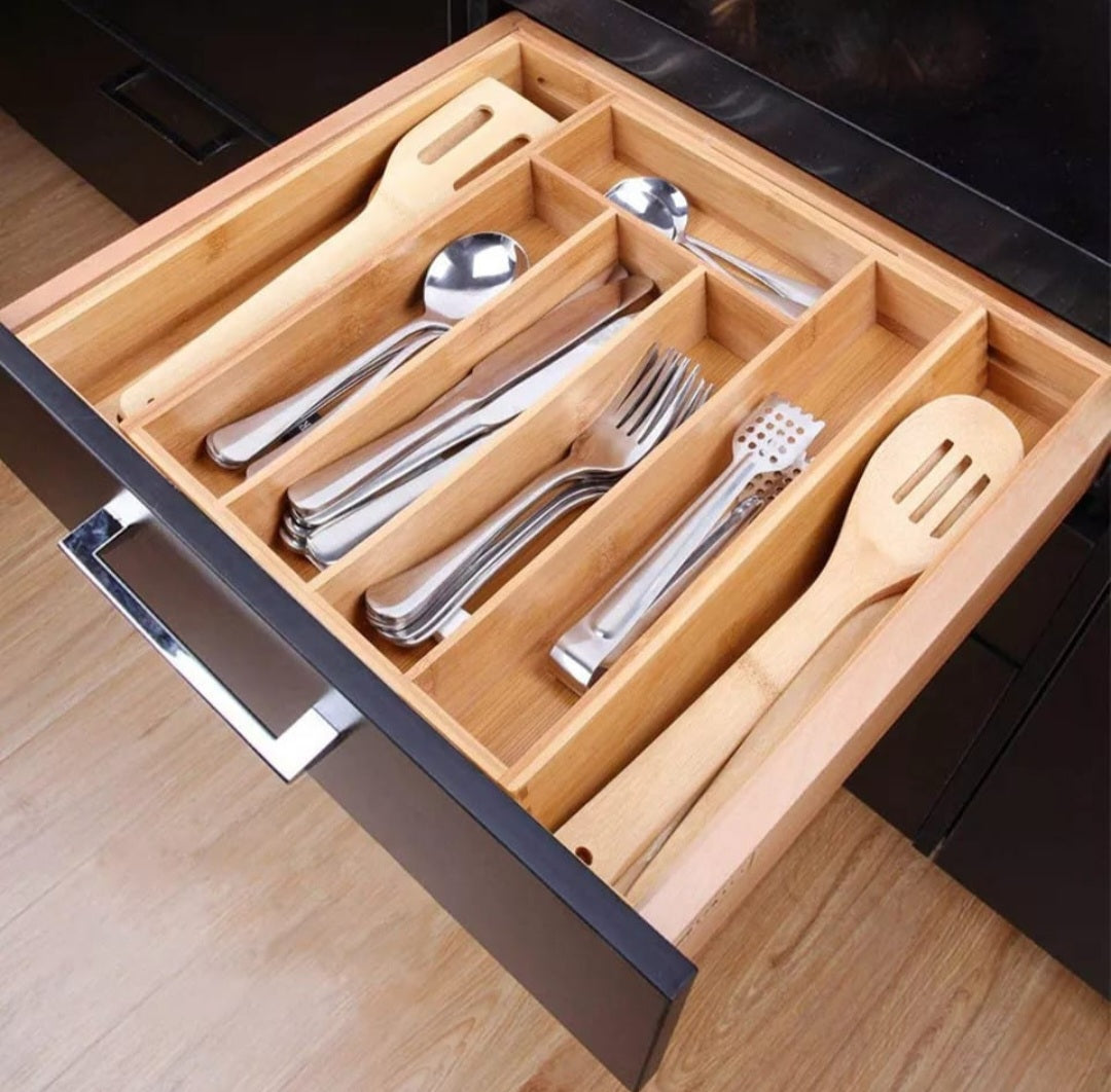 Expandable Bamboo Cutlery Organizer