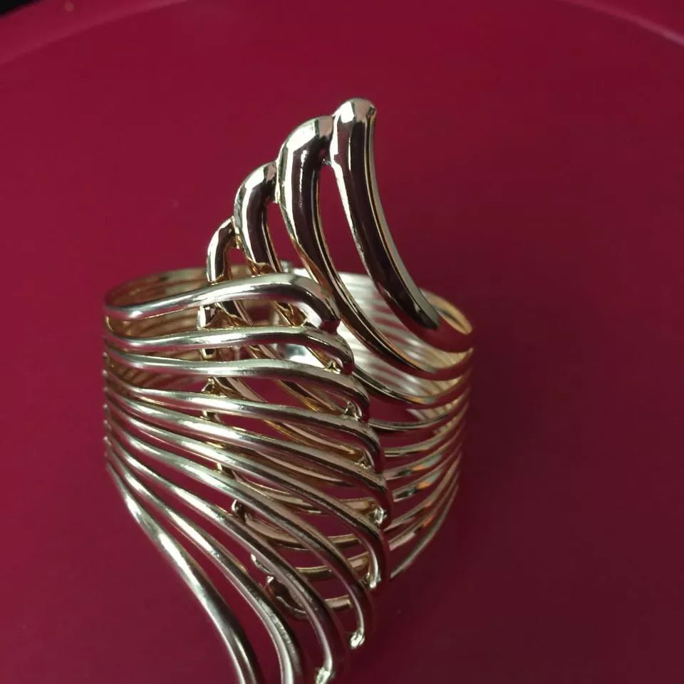 Metal Wing Curtain Buckle