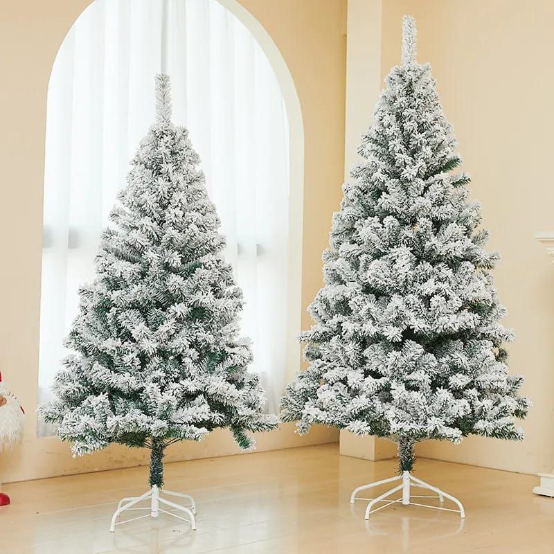 1.5m Snow Flocked Christmas Tree