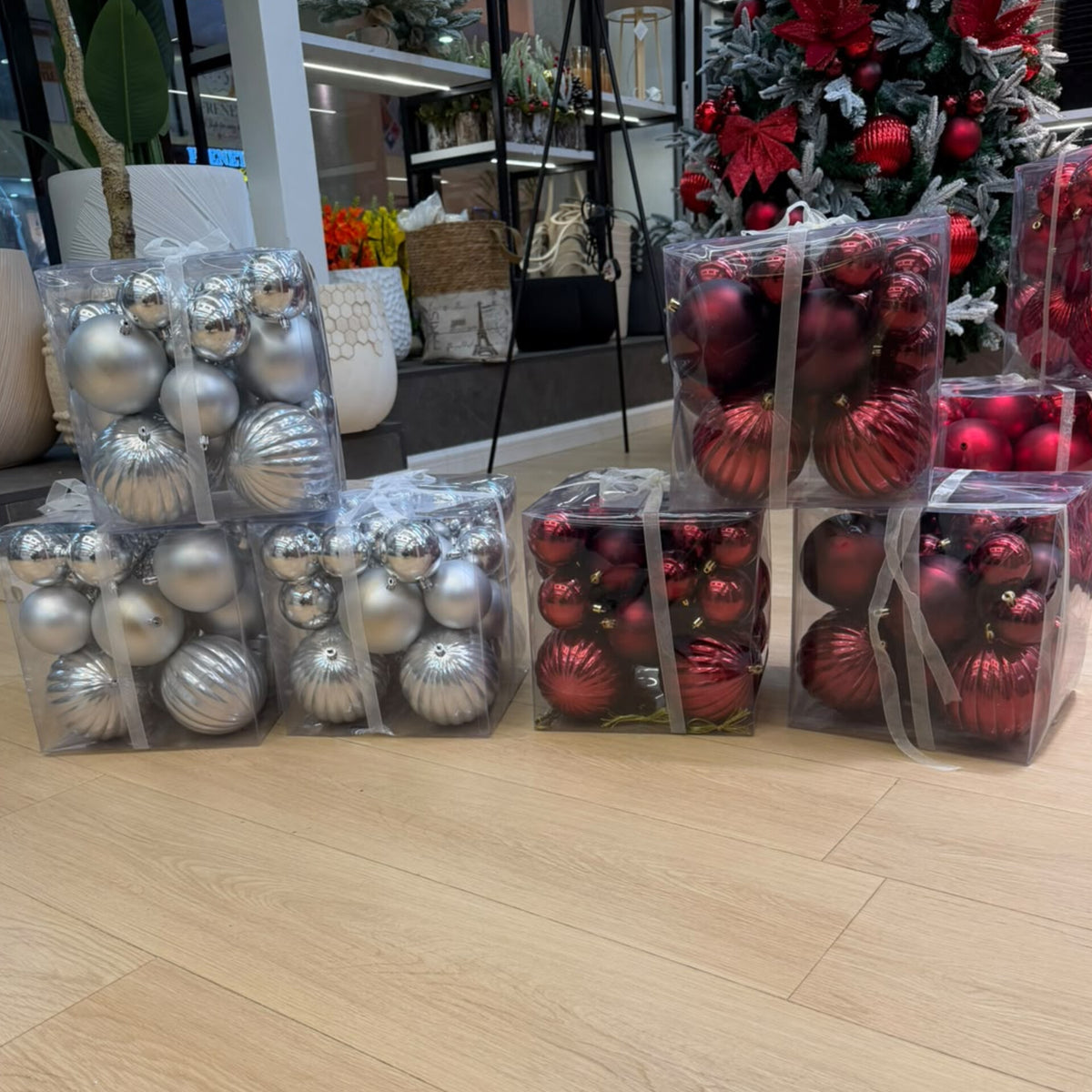 26Pcs Burgundy and Silver Christmas Decor Balls Set
