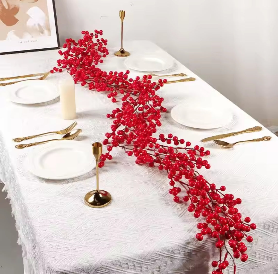 1.8M Artificial Christmas Red Berry Garland Staircase Wreath Fireplace Decor Garland