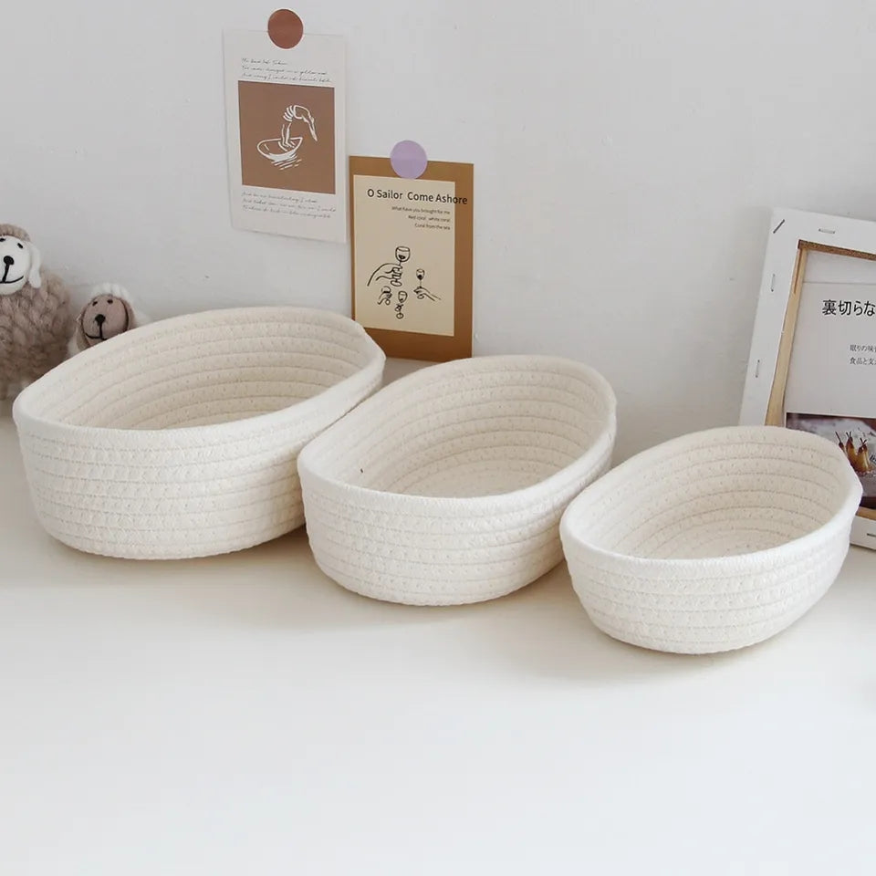 Set of 3 woven baskets