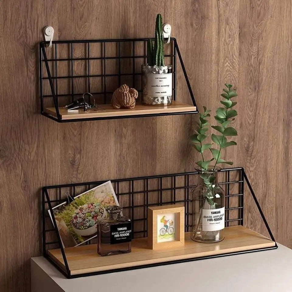 Wall mounted hanging organizer