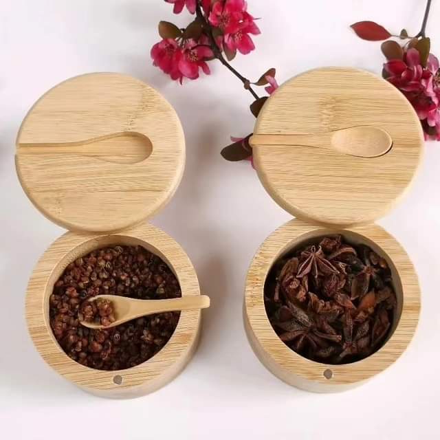 Bamboo sugar/spice tin with lid and spoon