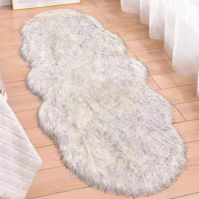 Faux fur carpet