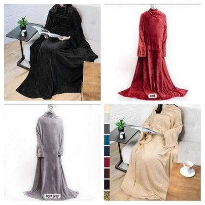 Wearable winter fleece blanket with sleeves and pockets