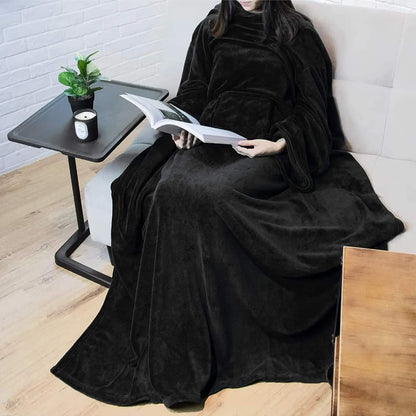 Wearable winter fleece blanket with sleeves and pockets