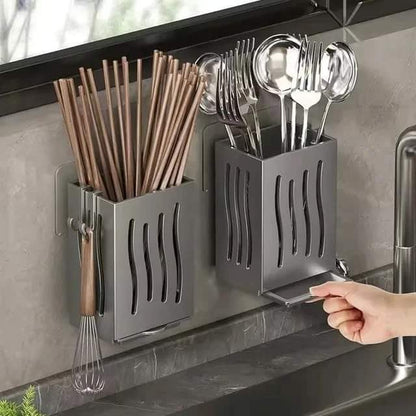 Wall mounted chopstick holder with drainer
