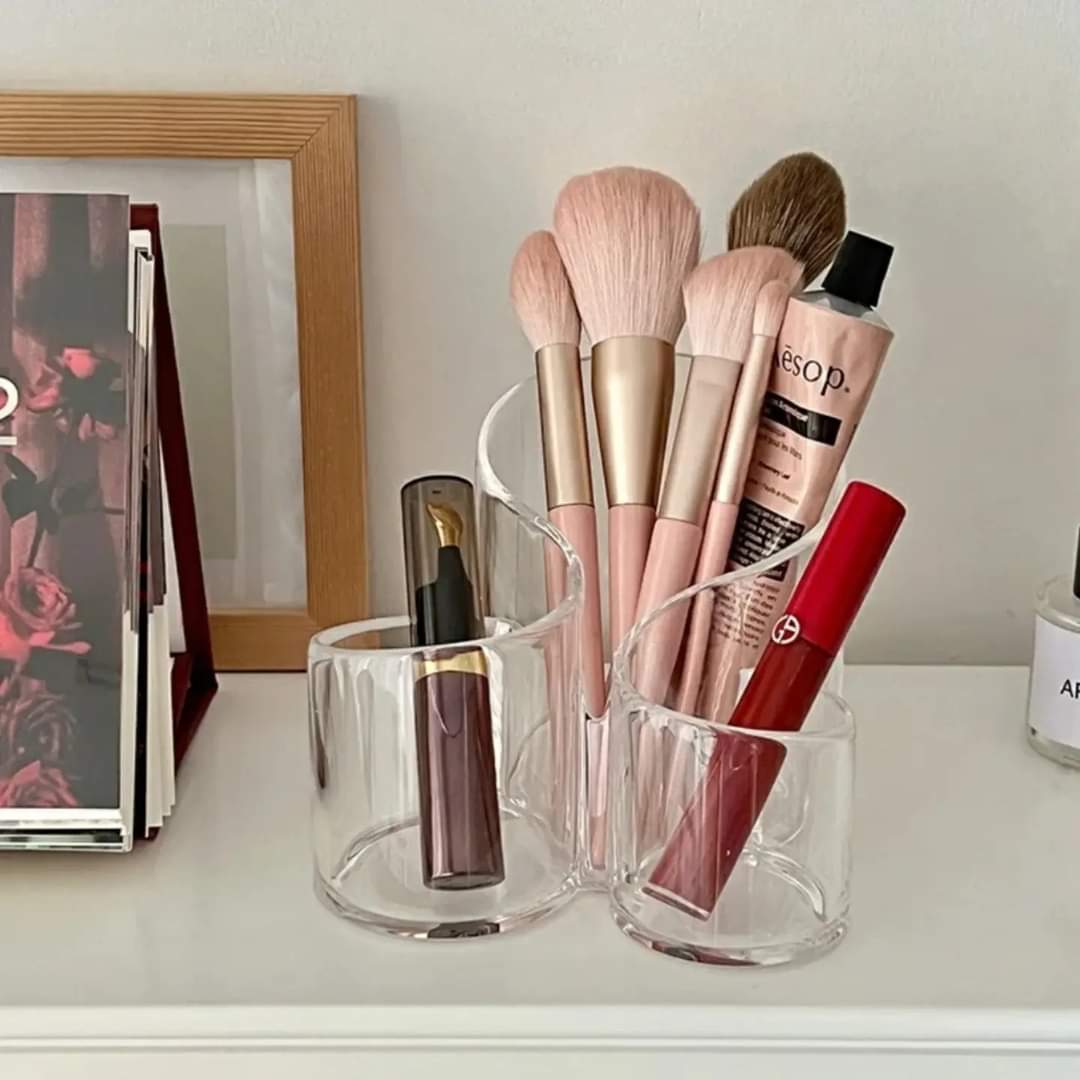 3 compartment cosmetic/brush organizer