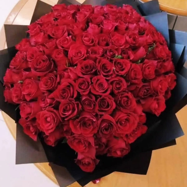 Fresh Roses Gift
