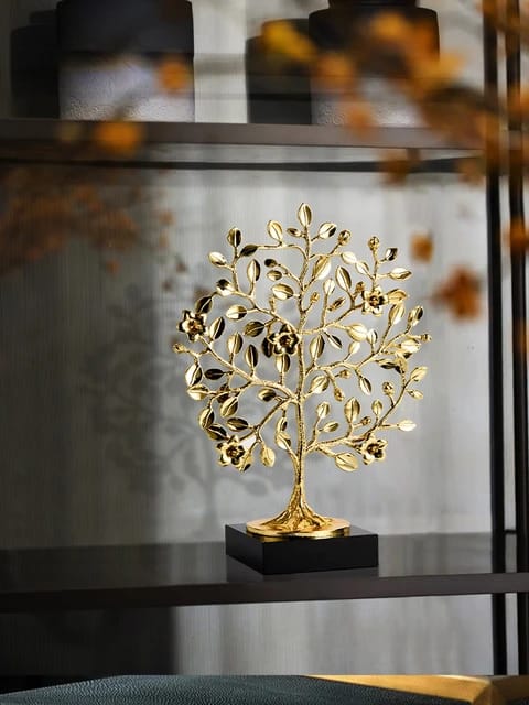 Gold Tree Decor