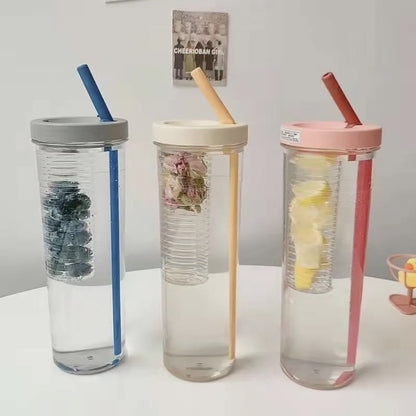 700Ml Water bottle with foldable straw