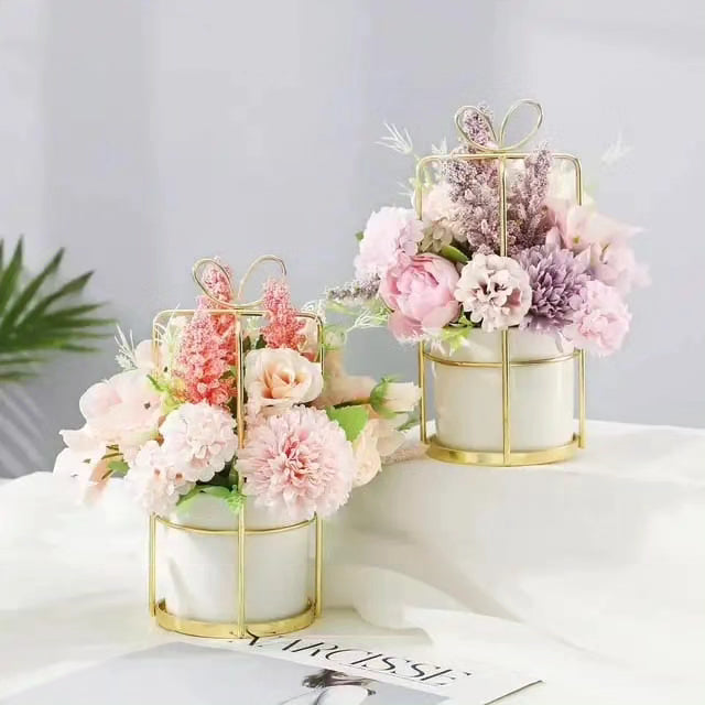 Artificial flowers and ceramic vase set