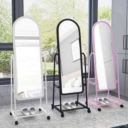 Dressing mirror with wheels