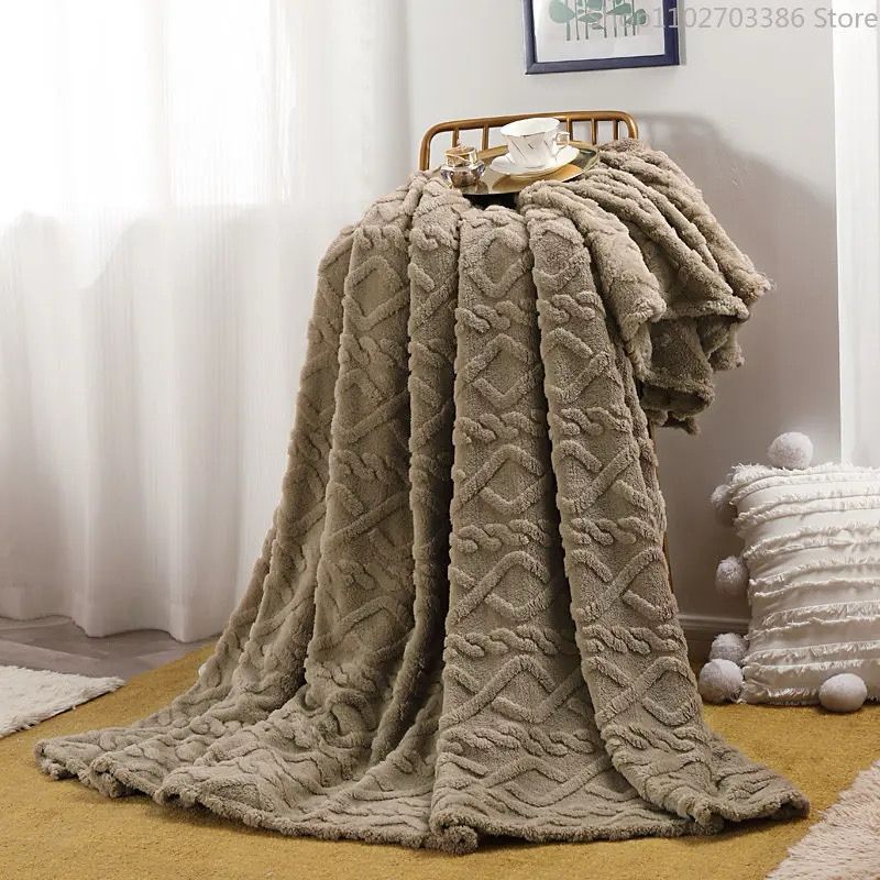 6*7 Solid Flannel Embossed Blanket